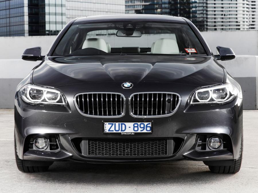  BMW 550i Sedan M Sport Package 2013 года  (AU) (фото 13 из 14)